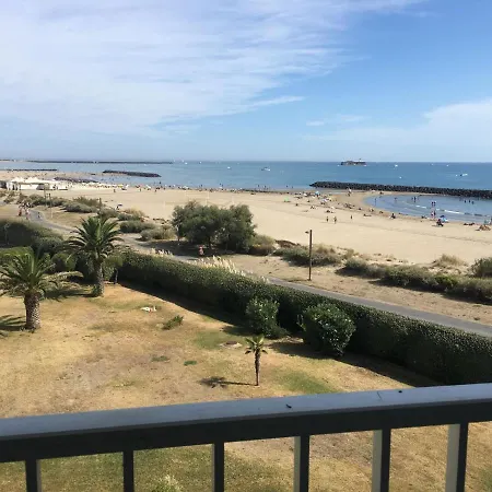 Appartement Spacieux Au Cap D'agde 120 M² Avec Piscine Partagée