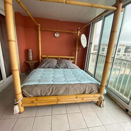 Appartement Spacieux Au Cap D'agde 120 M² Avec Piscine Partagée Agde